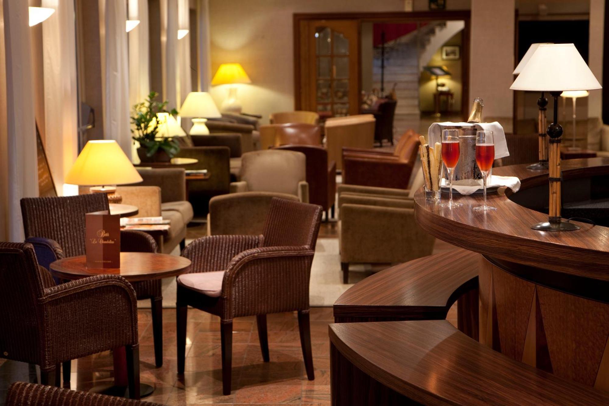 Logis Hotel Le Parc & Spa Saint-Hippolyte  Eksteriør bilde