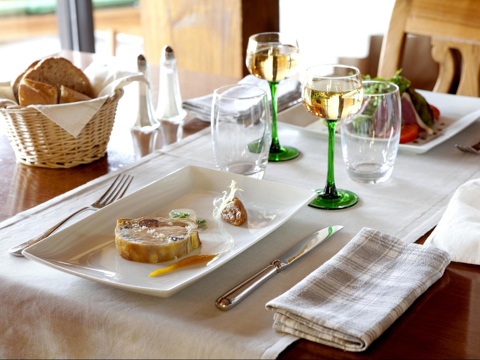 Logis Hotel Le Parc & Spa Saint-Hippolyte  Eksteriør bilde
