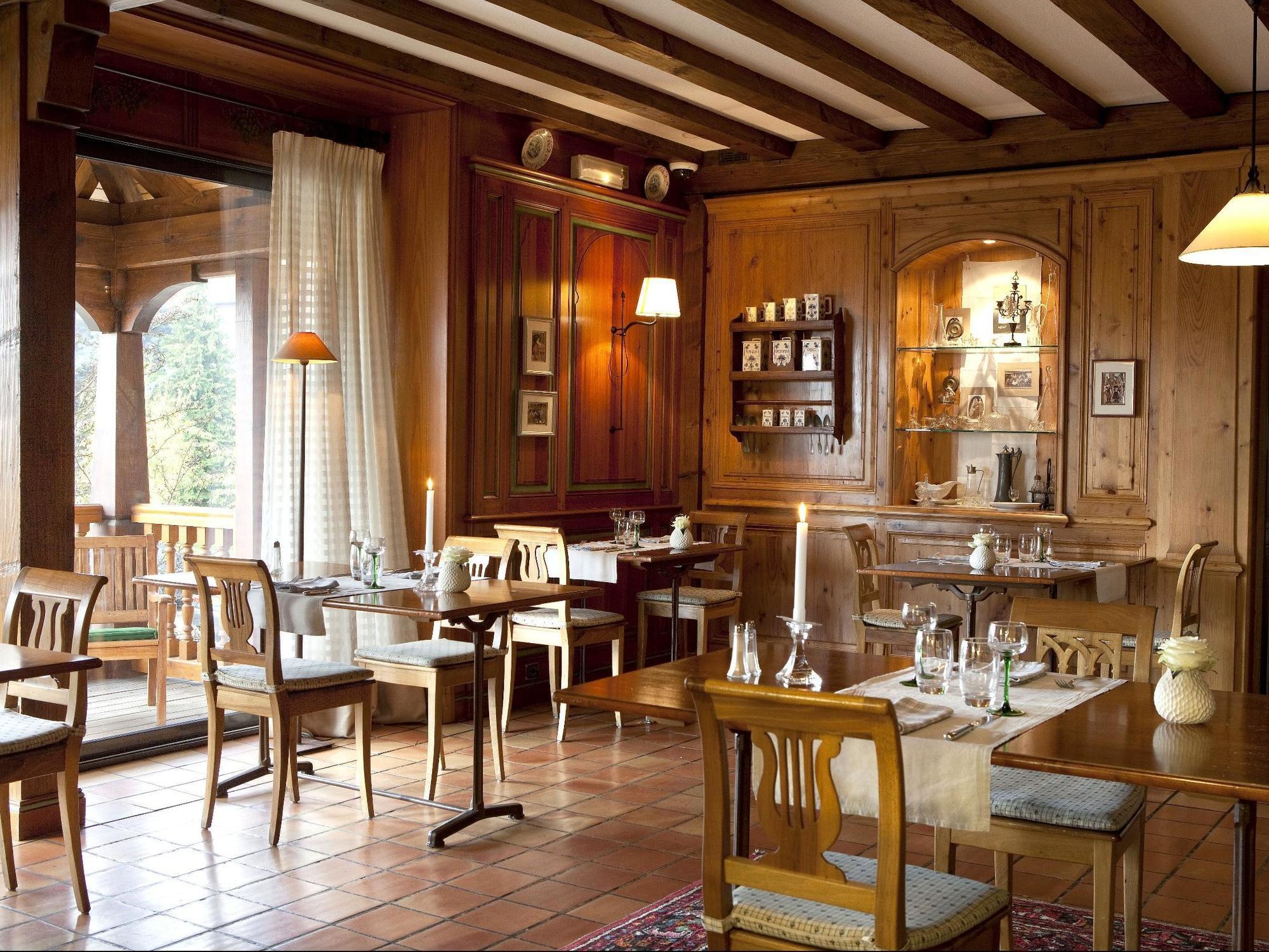 Logis Hotel Le Parc & Spa Saint-Hippolyte  Eksteriør bilde