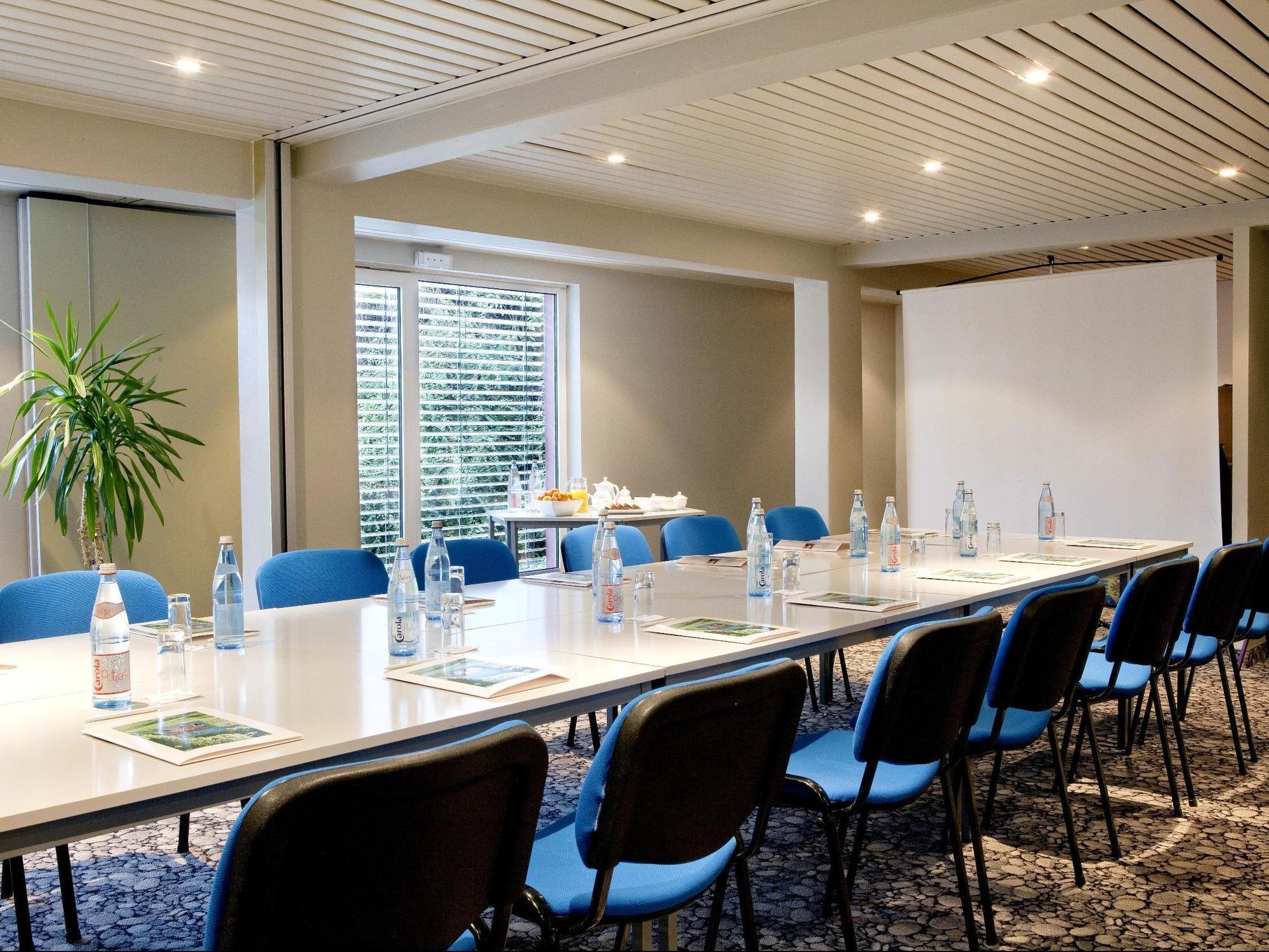 Logis Hotel Le Parc & Spa Saint-Hippolyte  Eksteriør bilde