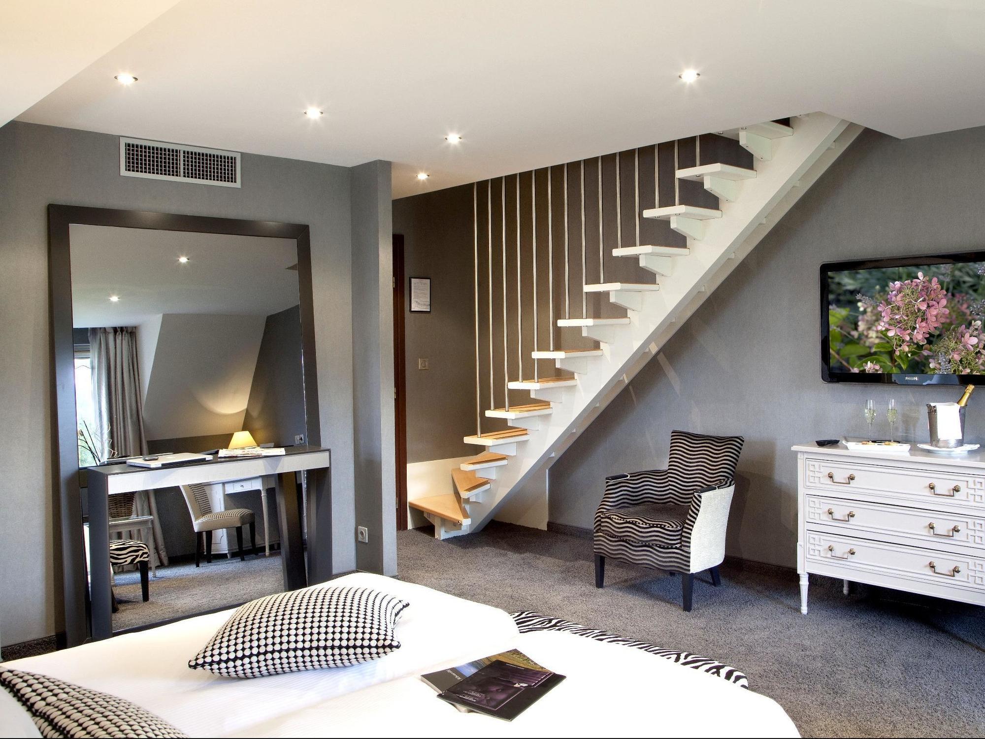 Logis Hotel Le Parc & Spa Saint-Hippolyte  Eksteriør bilde